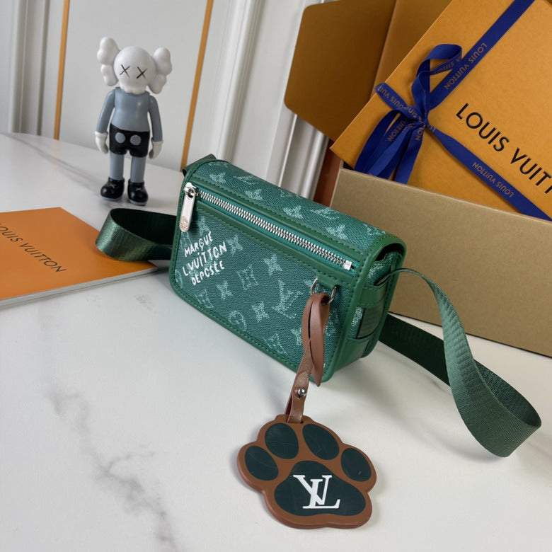 Louis Vuitton Bosphore Wearable Wallet Green