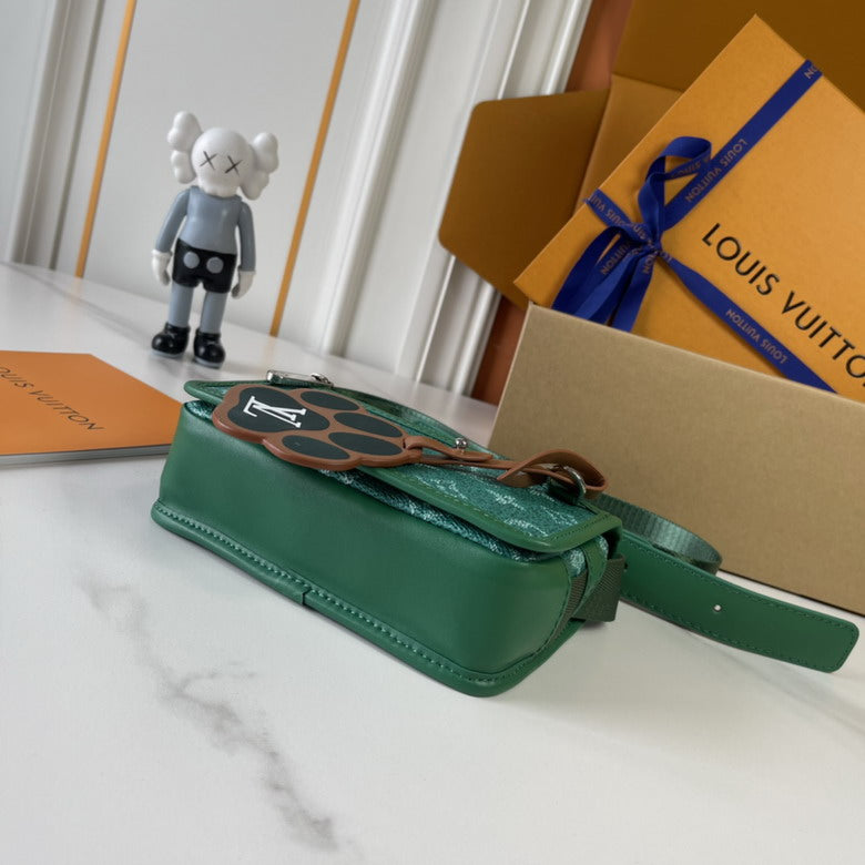 Louis Vuitton Bosphore Wearable Wallet Green