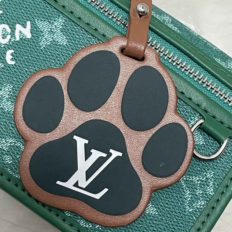 Louis Vuitton Bosphore Wearable Wallet Green