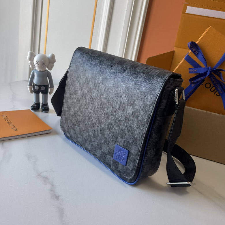 Louis Vuitton District Messenger Bag