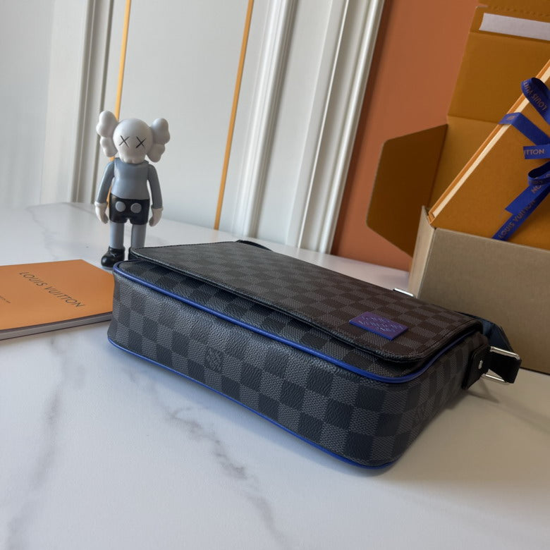 Louis Vuitton District Messenger Bag