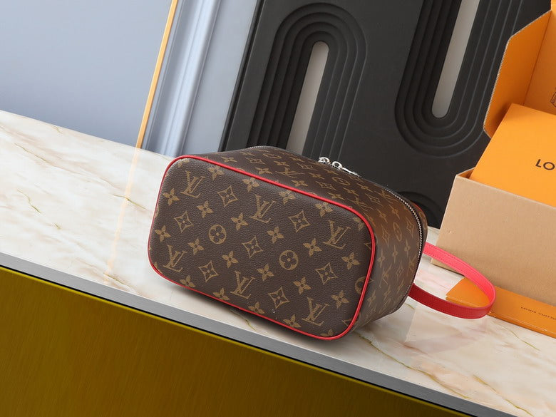 Louis Vuitton Vanity case