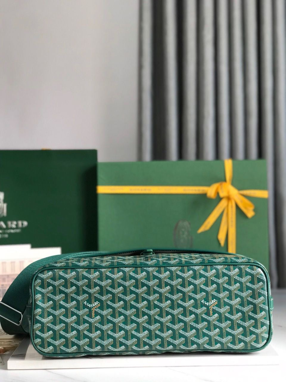 Goyard Messenger Green crossbody bag